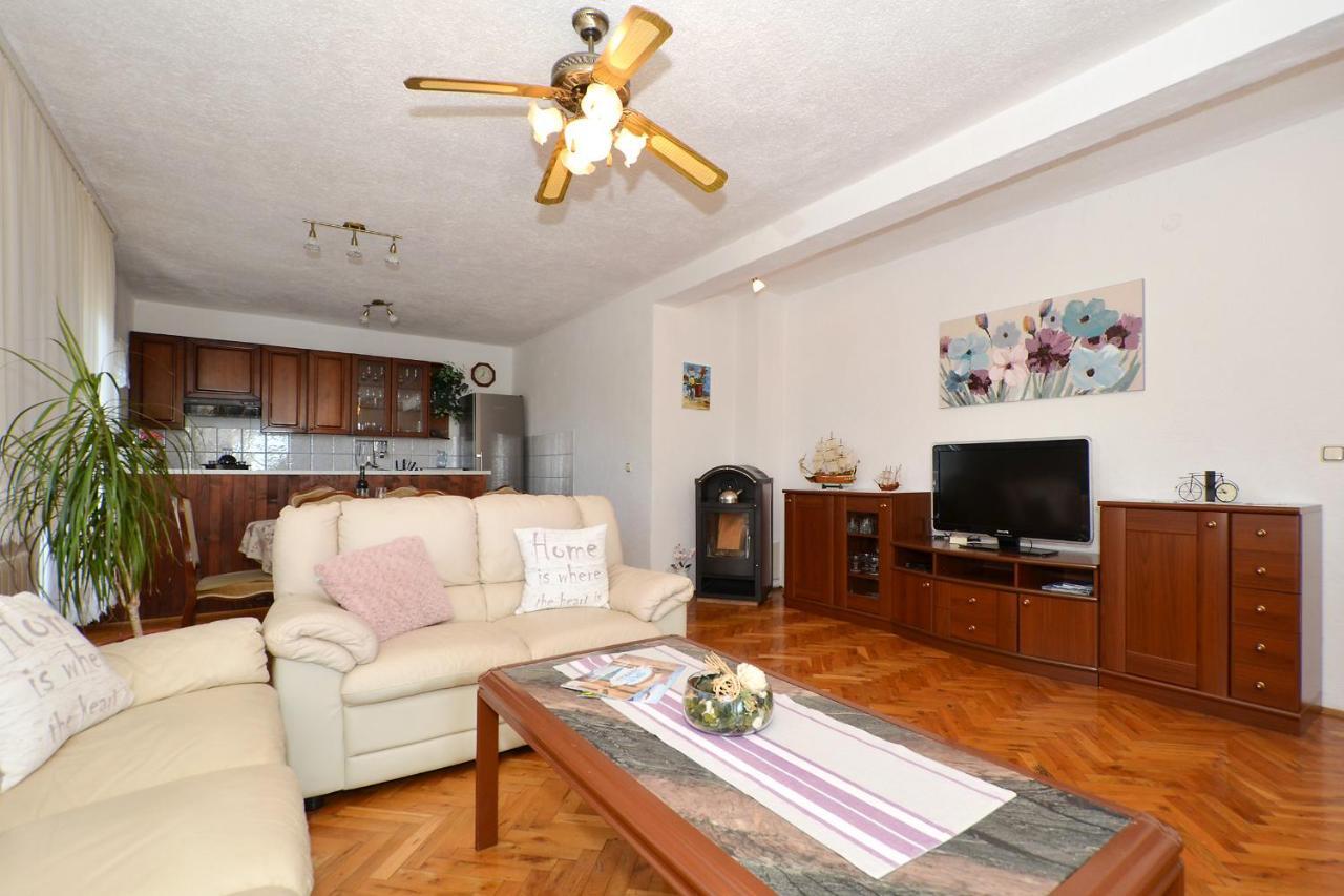 סגט ווראנייצה Apartment Una מראה חיצוני תמונה